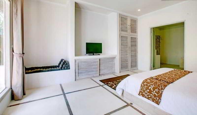 Bali V & Hotel 4*