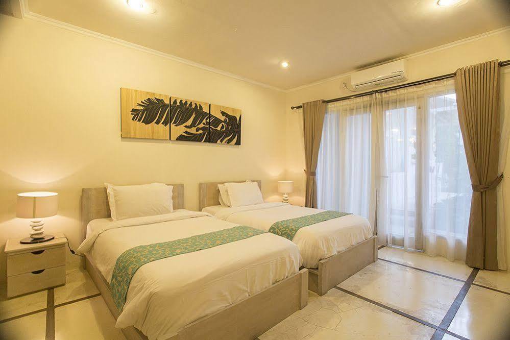 Bali V & 4*
